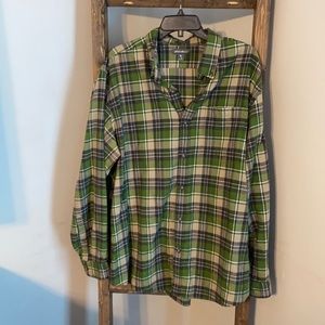 Eddie Bauer flannel XL. Green in color. Great condition.